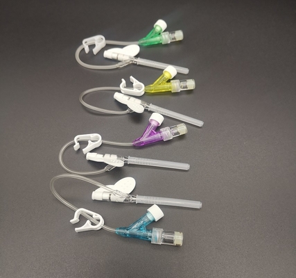 緊急の注入の輸血のための20G YのタイプIvのCannulaのピンク