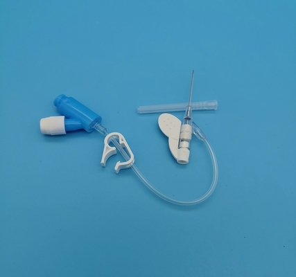 大人のための22G Yのタイプ使い捨て可能なIvのCannulaの青く定期的な注入の肯定的な圧力