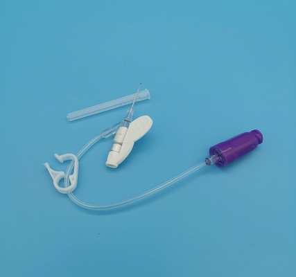 26G蝶肯定的な圧力タイプ使い捨て可能なIvのCannulaの小さい血管の紫色