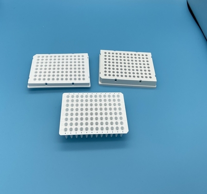 半まわりを回られた深い井戸PCRは白い0.2ml PCR 96健康なPCRの版をめっきする