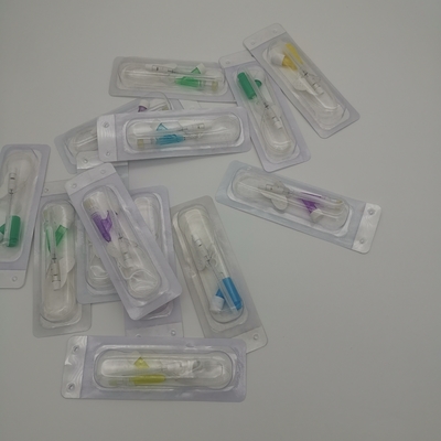 一回用 IV カヌラ 緑色 18G Y型 外科注射 輸血