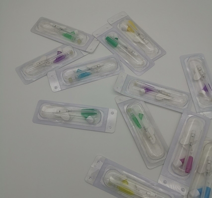 小さい血管のための26G Yのタイプ使い捨て可能なIvのCannulaの紫色