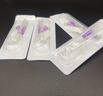 緊急の注入の輸血のための20G YのタイプIvのCannulaのピンク